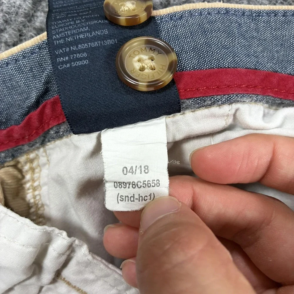Tommy Hilfiger excellent pre
